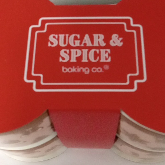 Gingerbread Ramekin Set New - Picture 2 of 4